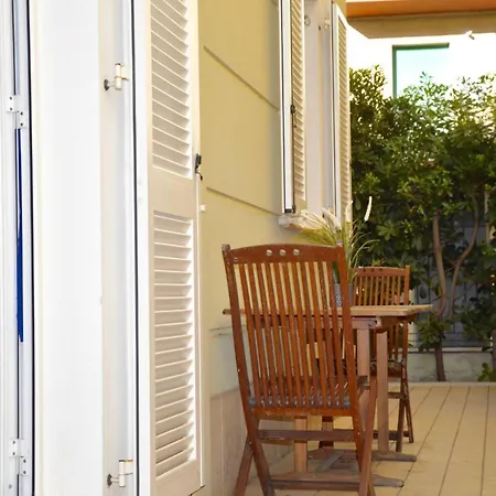 Miami Apartment, Piano Terra Rif A806 Apartmán