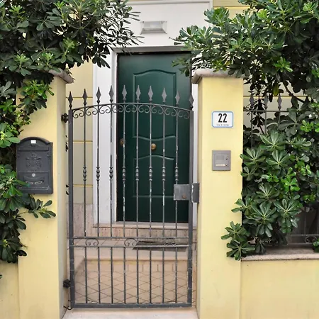 Miami Apartment, Piano Terra Rif A806 Apartmán *