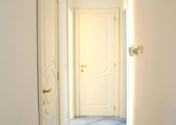 Miami Apartment, Piano Terra Rif A806 *